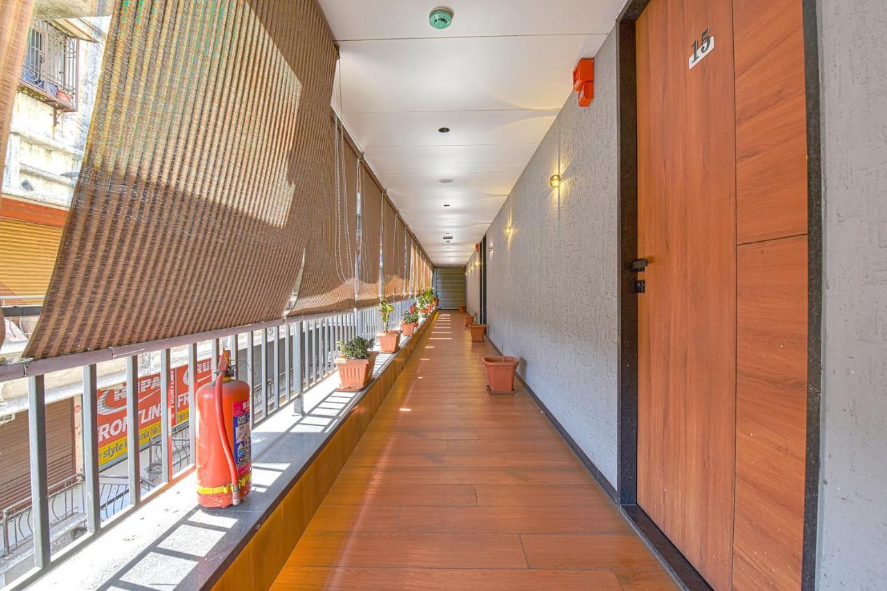 Fabhotel Udhna Inn, Near Udhna Junction Surat Exterior foto