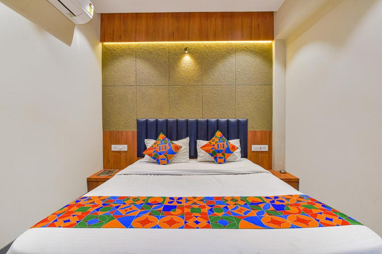 Fabhotel Udhna Inn, Near Udhna Junction Surat Exterior foto